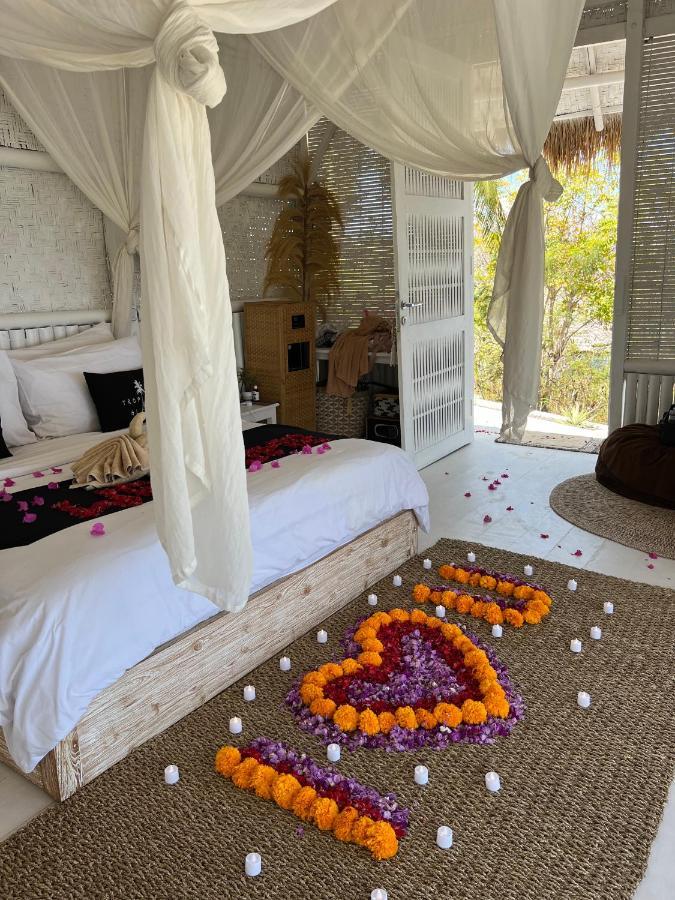 Tropical Glamping Nusa Penida - Private Romantic Seaside Bungalow Diamond Beach Polilit Екстериор снимка